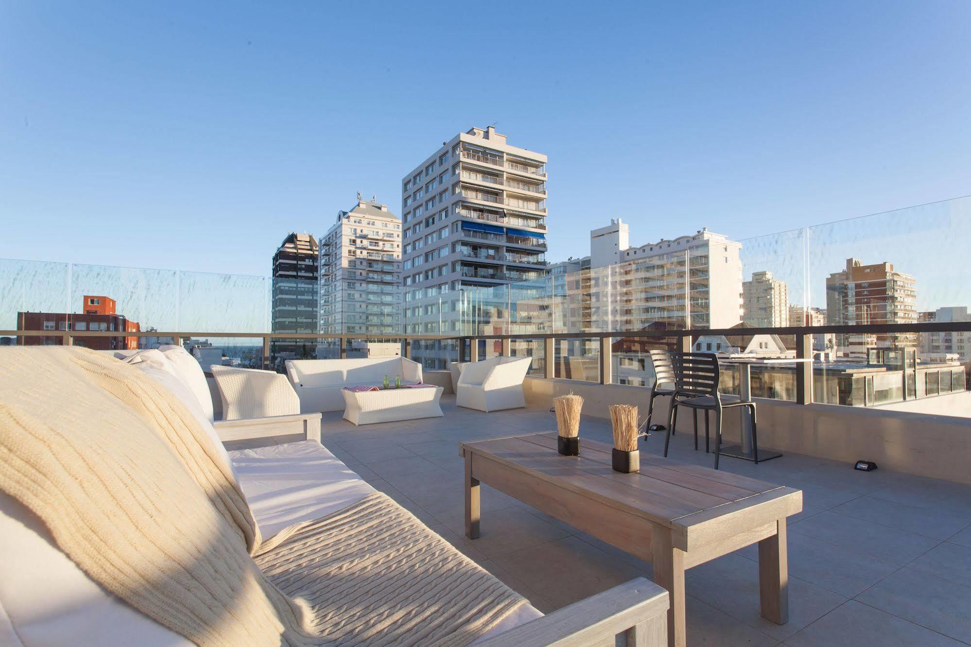 20 Hotel Punta del Este Exterior photo